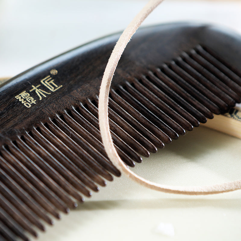 Ebony comb