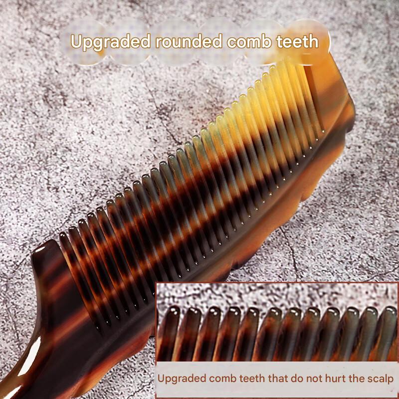 Natural horn comb