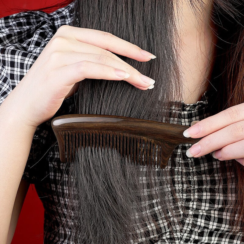 Ebony comb